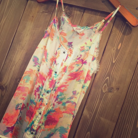 Airy Arizona Tank - Picture 1 of 5